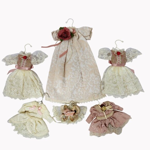 Victorian Style Dress Ornament Set of 6 Decorative Fan Christmas Decor - Picture 1 of 11